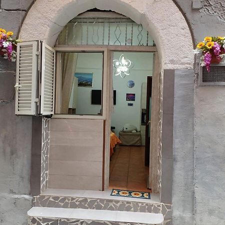 La Casetta Di Ciacione Naples Exterior photo
