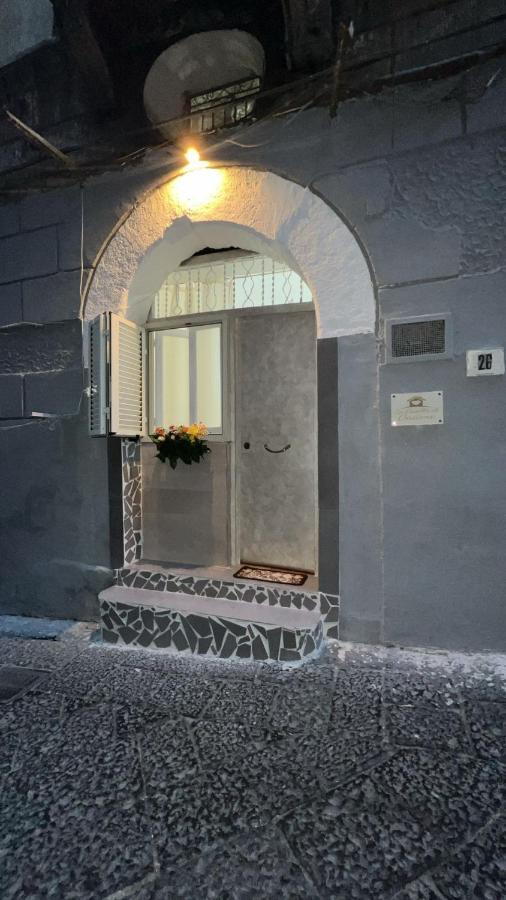 La Casetta Di Ciacione Naples Exterior photo